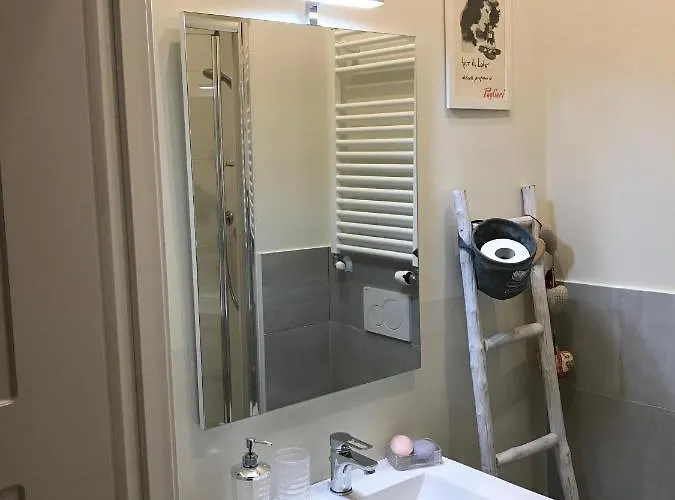 בית הארחה Eli's